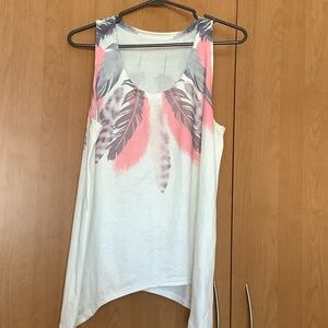 Feather Print Sleeveless Top - White and Pink